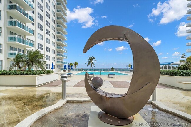Building Photo - 3900 Galt Ocean Dr