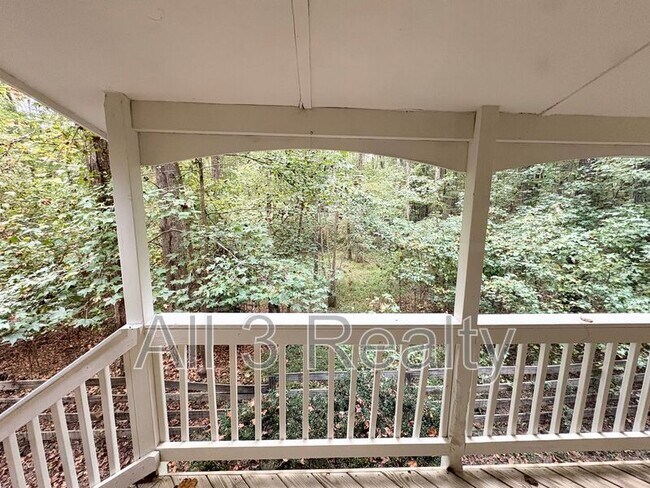 Building Photo - 435 Sherwood Rd