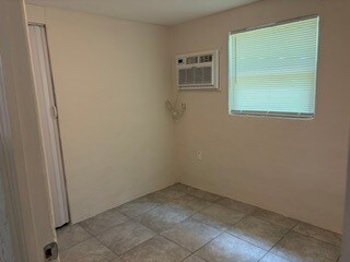 2nd Bedroom/Office - 222 S Country Club Rd