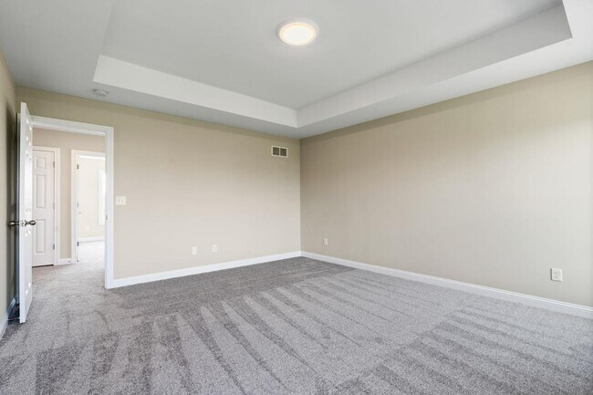 Building Photo - 916 Camden Ct