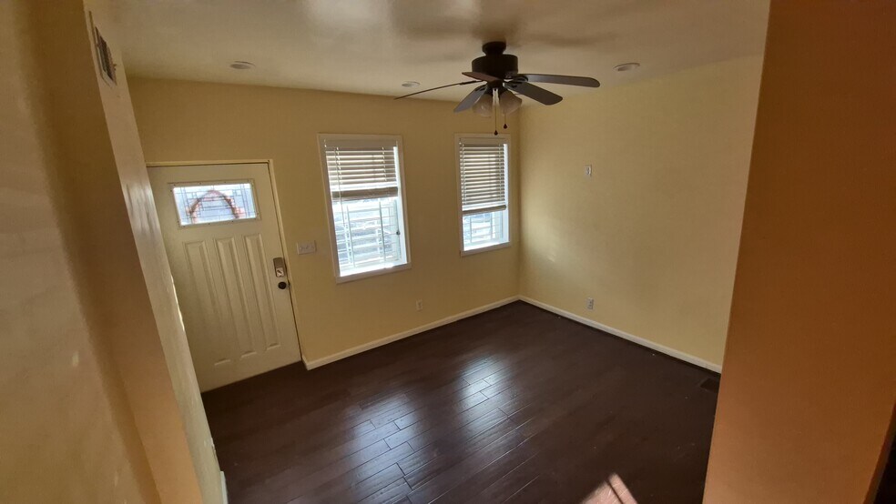 Building Photo - 605 Cecil B Moore Ave