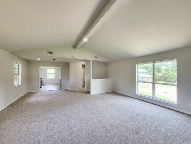 Building Photo - 8719 Valley Song Dr