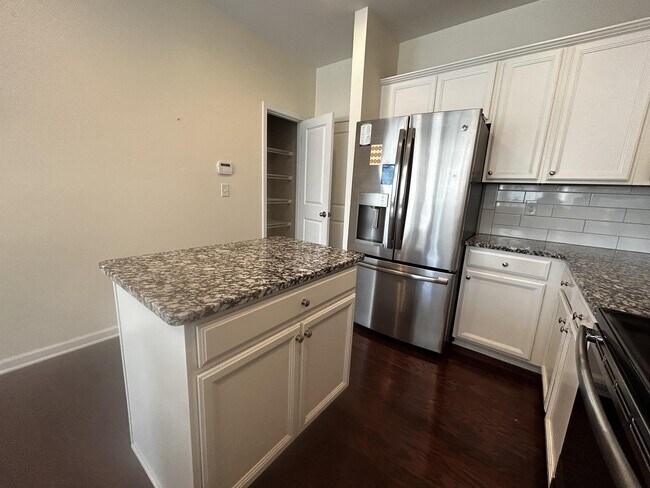 Building Photo - 1047 Haley Woods Ct