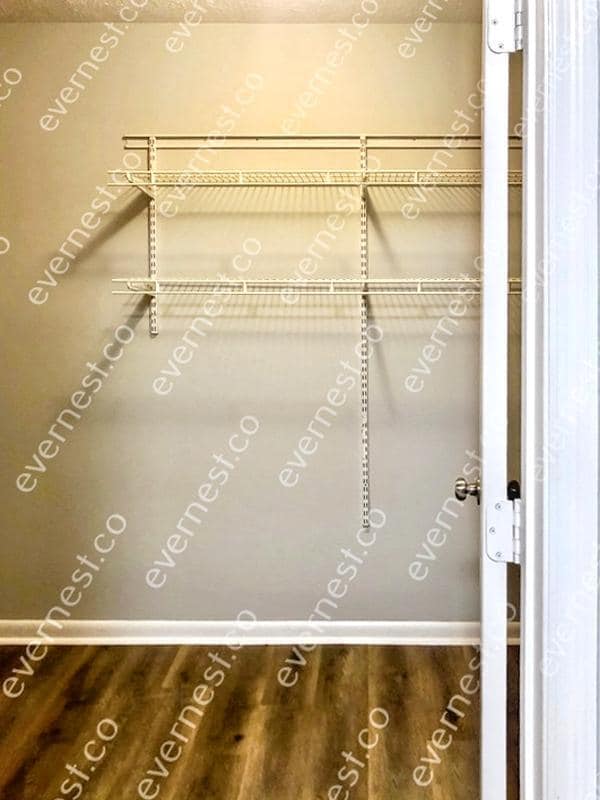Building Photo - 783 Summer Hill Ln