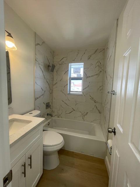 Building Photo - 302 N Tamarind Ave