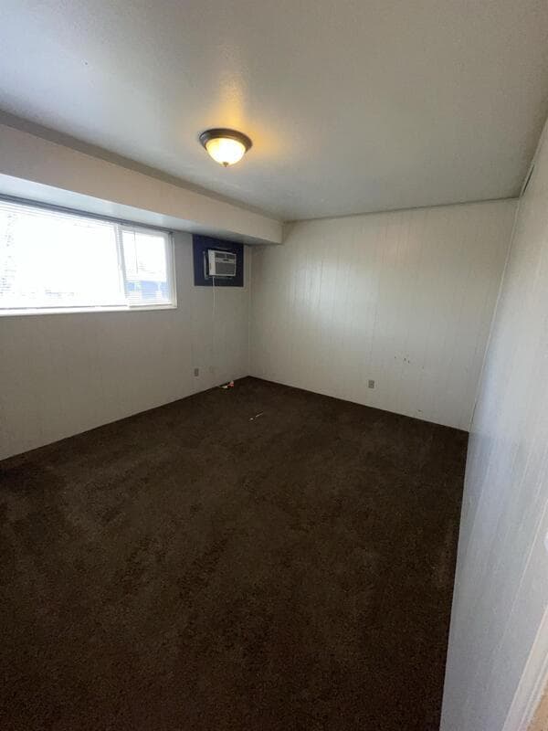 Building Photo - 1087 N 150 W