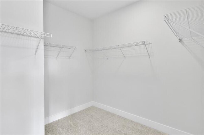 Building Photo - 2686 Evers Dr NE