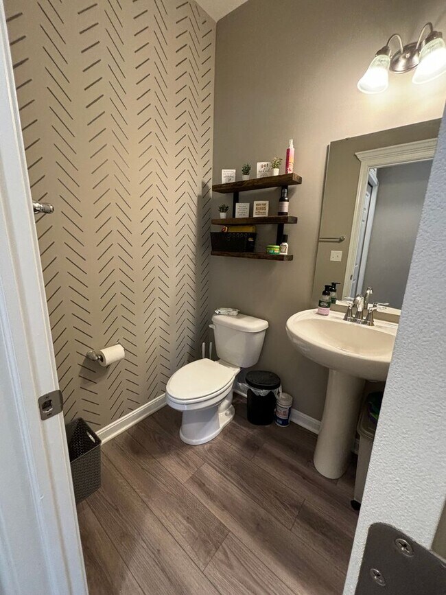 Building Photo - Beautiful 3 Bedroom Home in North Fayette!