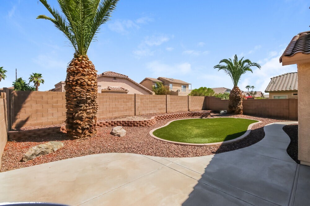 Building Photo - 3834 E Longhorn Dr