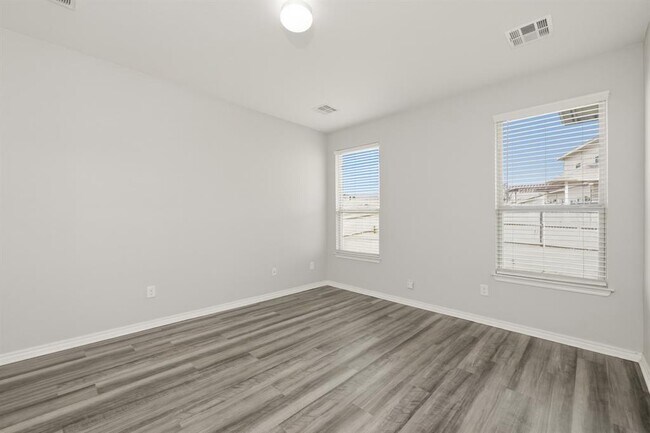 Building Photo - 14013 Babbling Brook Dr