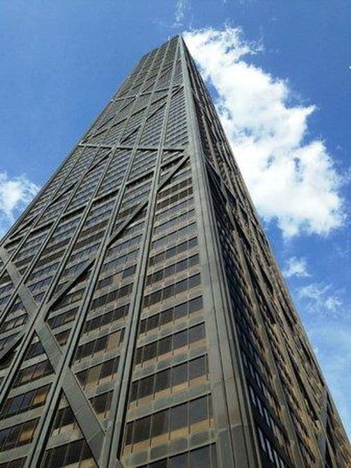 Building Photo - 175 E Delaware Pl