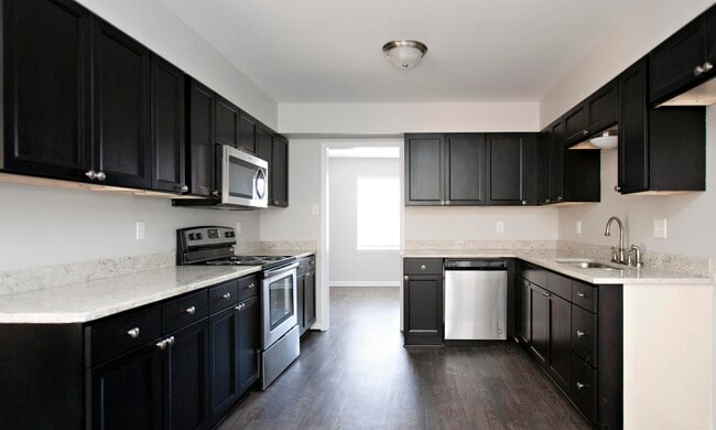 Building Photo - 1804 Martha Dr