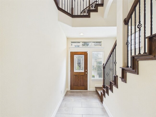 Building Photo - 10606 Shadow Elm Ct