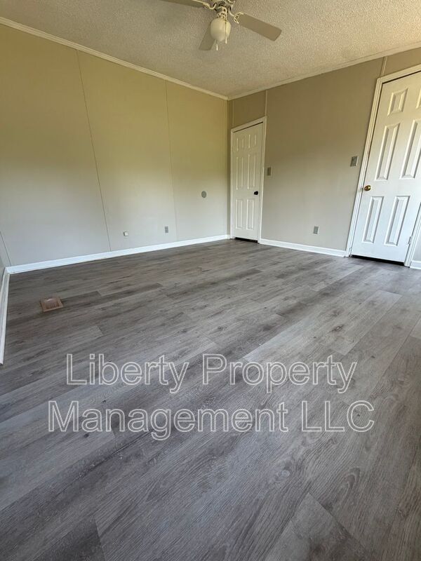 Building Photo - 471 Washington Ln