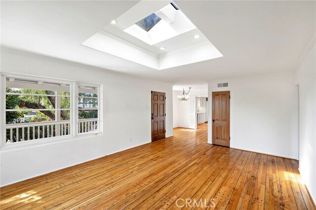 Building Photo - 508 Seaview St