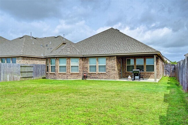 Building Photo - 23847 Northwood Terrace Ln