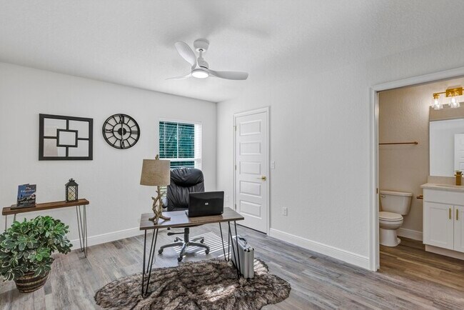 Building Photo - 4129 SW 115th St