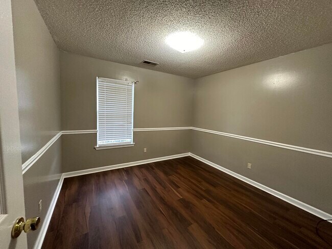 Building Photo - 2545 Turnage Valley Dr