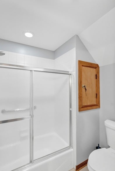 Building Photo - 4N550 School Rd