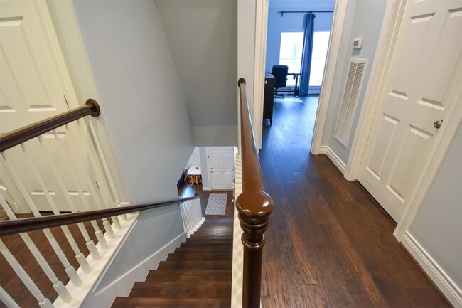 Building Photo - 3226 Pemberton Cir Dr