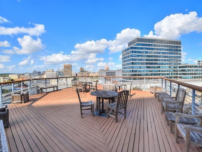 Building Photo - 710 Colorado St