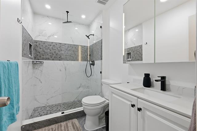 Building Photo - 9829 Park Ln Ct