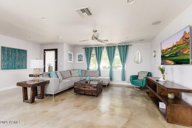 Building Photo - 5225 N 83rd Pl