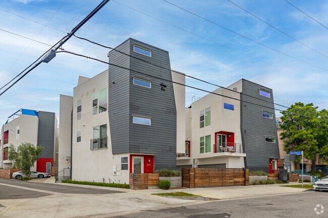 Morrison 14 - 11037 Morrison St North Hollywood CA 91601 | Apartment Finder