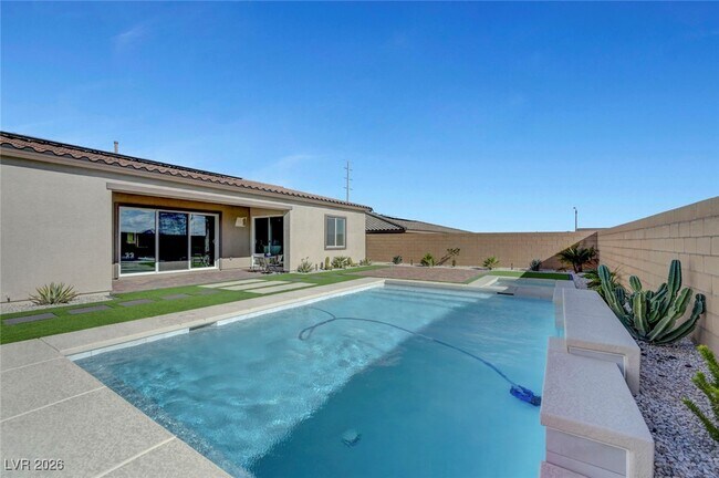 Building Photo - 10851 Mila Lndg Ave