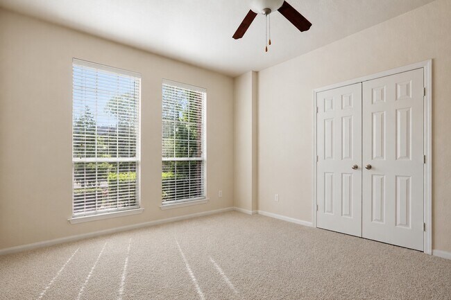 Building Photo - 31 Ginger Springs Pl