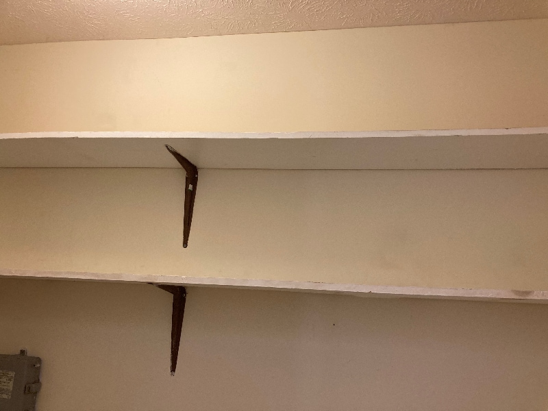 Building Photo - 608 Windcrest Dr