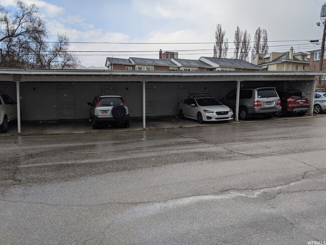 Building Photo - 1257 E 200 S