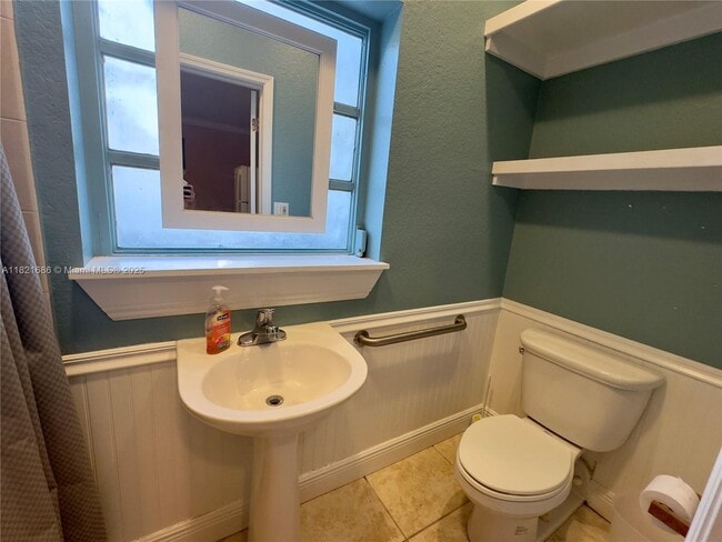 Building Photo - 786 Bostwick Dr