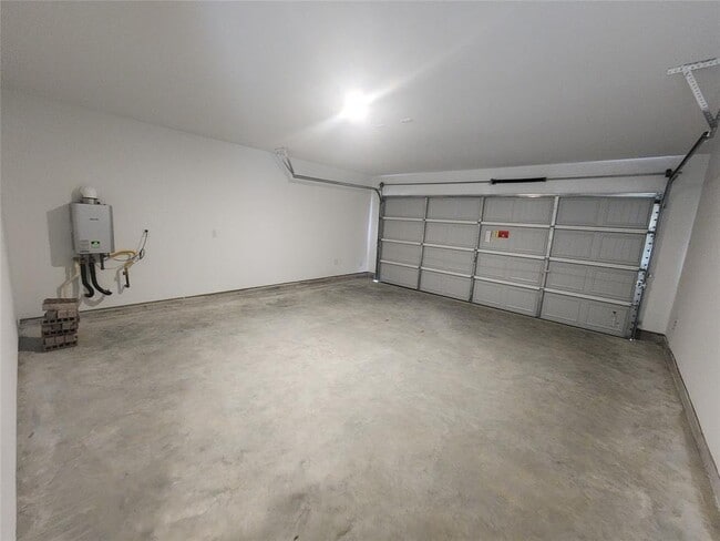 Building Photo - 1706 Green Warbler Ln