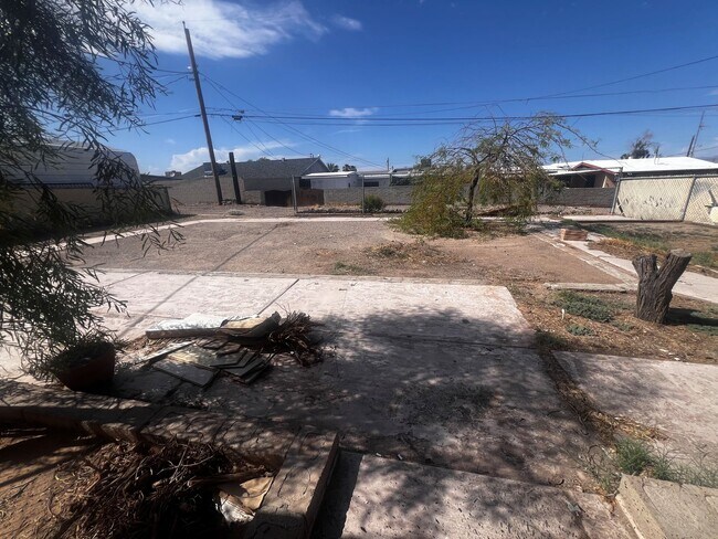 Building Photo - 2015 Rio Vista