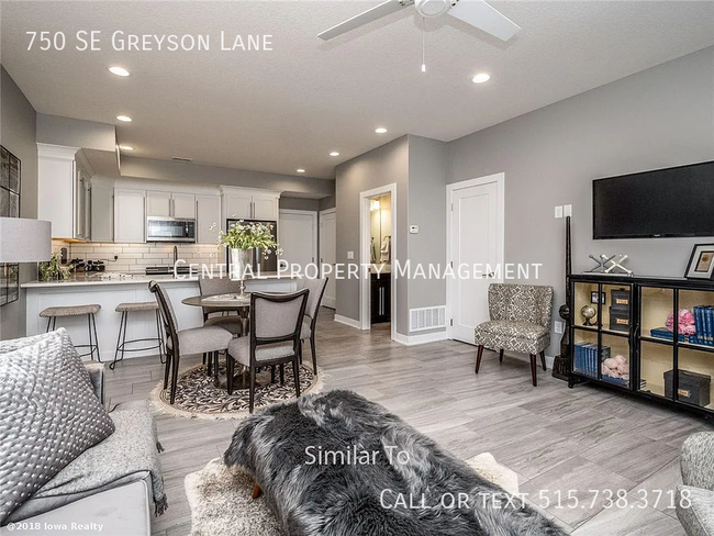 Building Photo - 750 SE Greyson Ln