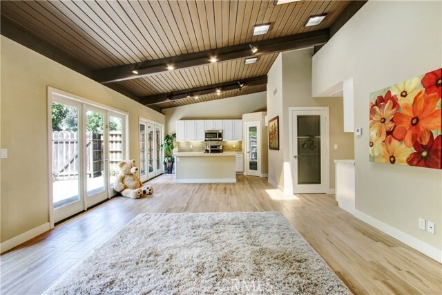 Building Photo - 10446 Alta Loma Dr