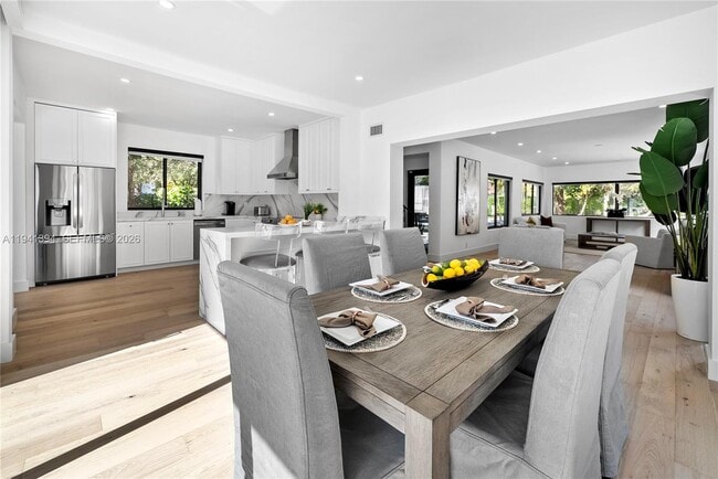 Building Photo - 600 NE 57th St