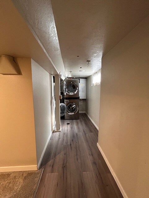 Building Photo - 321 S Bowdish Rd