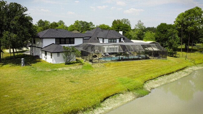 Building Photo - 9108 Quail Ridge Dr