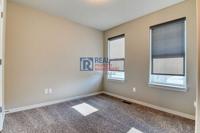 Building Photo - 6712 Skuna Dr