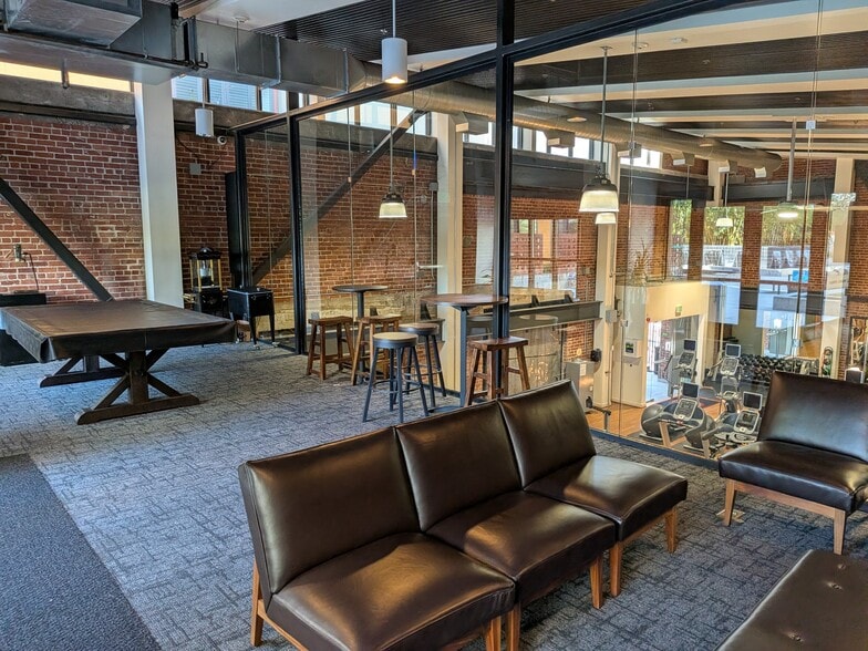 Building Photo - 88 Bush St