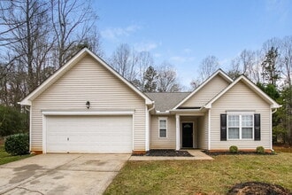 Building Photo - 135 English Hills Dr