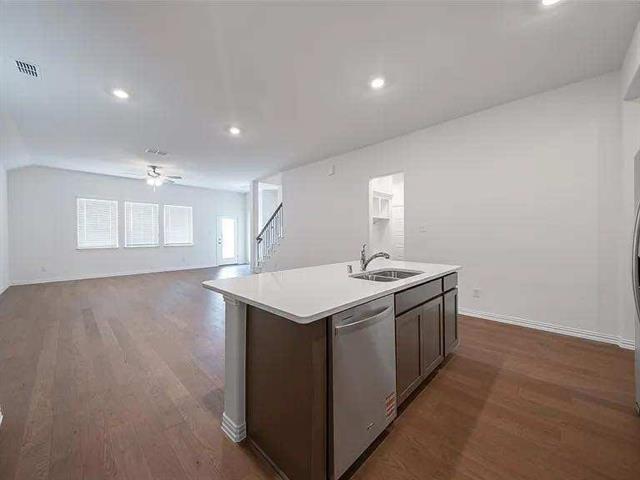 Building Photo - 104 Anson Dr