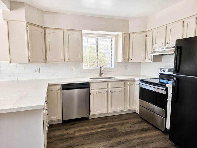Building Photo - Spacious 4-Bedroom, 2-Bath Home with Updated Interior