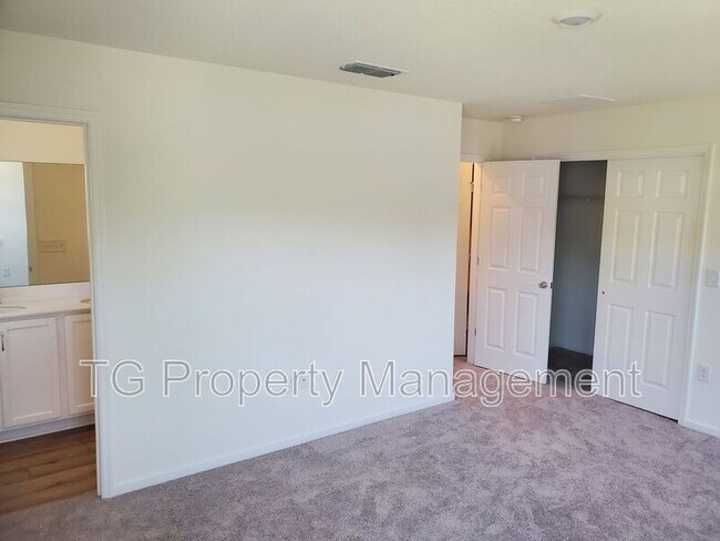 Building Photo - 26 Great Star Ct