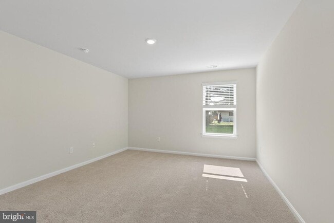 Building Photo - 378 Remington Dr