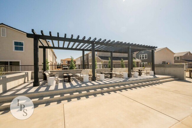Building Photo - ‘Brambles’ Brand New Copper & Willow Home,...