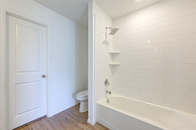 Building Photo - 3418 Spanish Oak Ln
