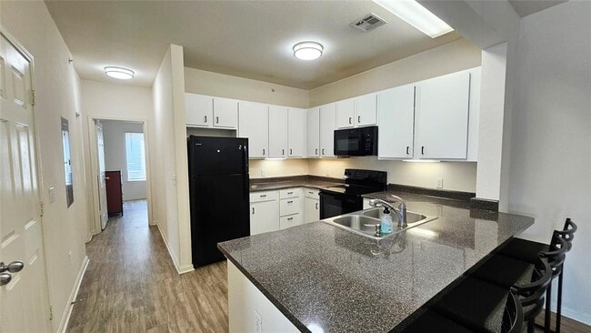 Building Photo - 2200 Classen Blvd